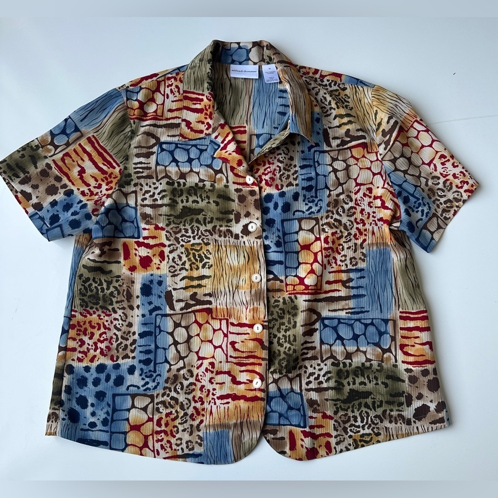 Alfred Dunner Colorful Animal Print Crinkle Short Sleeve Button Up Shirt Size 18
